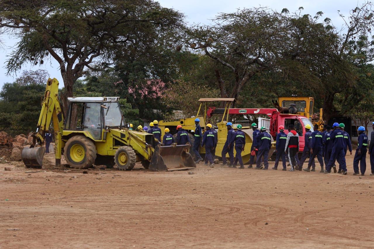 Eager Hands, One Machine | KIPEM